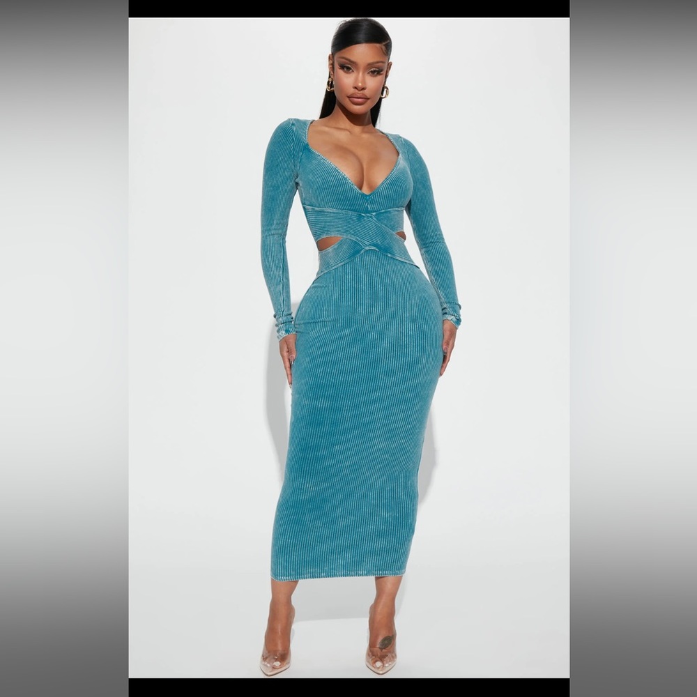 Fashionnova Cloud Eleven Maxi Dress -Teal SOLD OUT online
